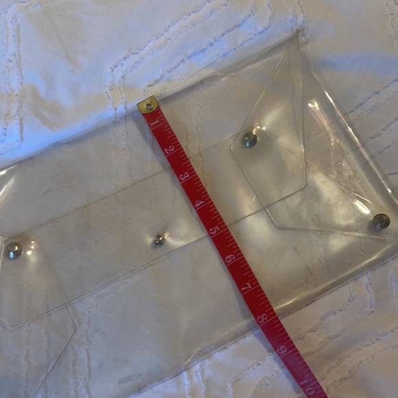 Clear oversized PVC clutch - Picture 5 of 5